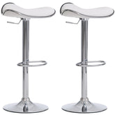 Set di 2 sgabelli Shanghai bianchi in similpelle, design moderno, imbottiti e facili da pulire, ideali per cucina o bar.