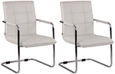 Set di 2 sedie Gandia in ecopelle bianca con struttura cromata, eleganti e moderne per ogni ambiente.