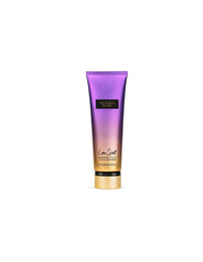 Crema corpo Love Spell di Victoria's Secret da 236ml, fragranza dolce e avvolgente per una pelle idratata.