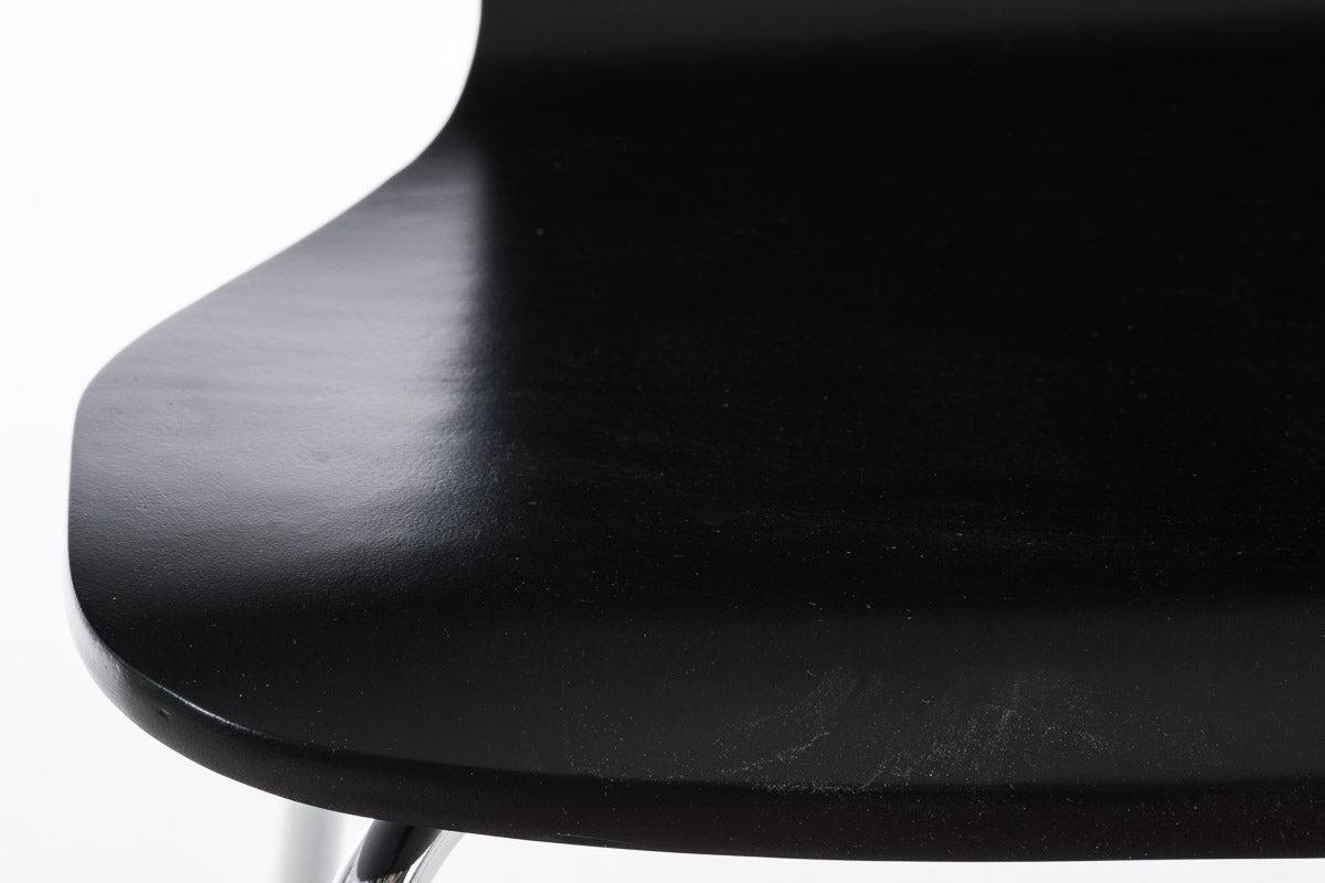 Set di 2 sedie attesa design Aaron in nero, impilabili e dal design classico, ideali per uffici e spazi pubblici.