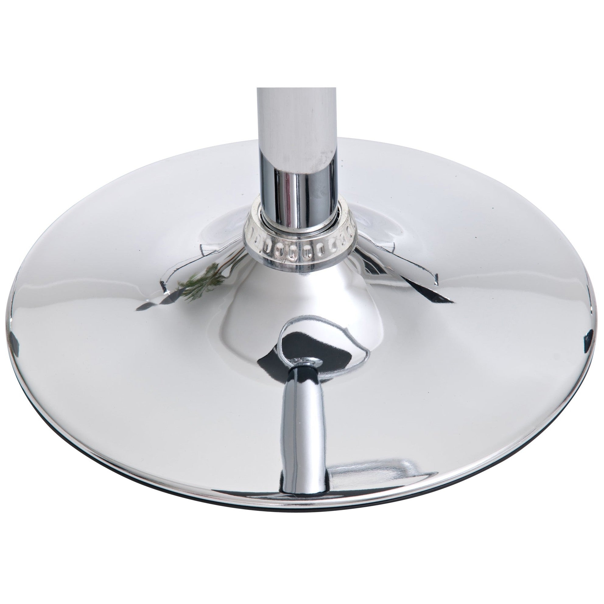 Set di 2 sgabelli Shanghai bianchi in similpelle, design moderno, imbottiti e facili da pulire, ideali per cucina o bar.
