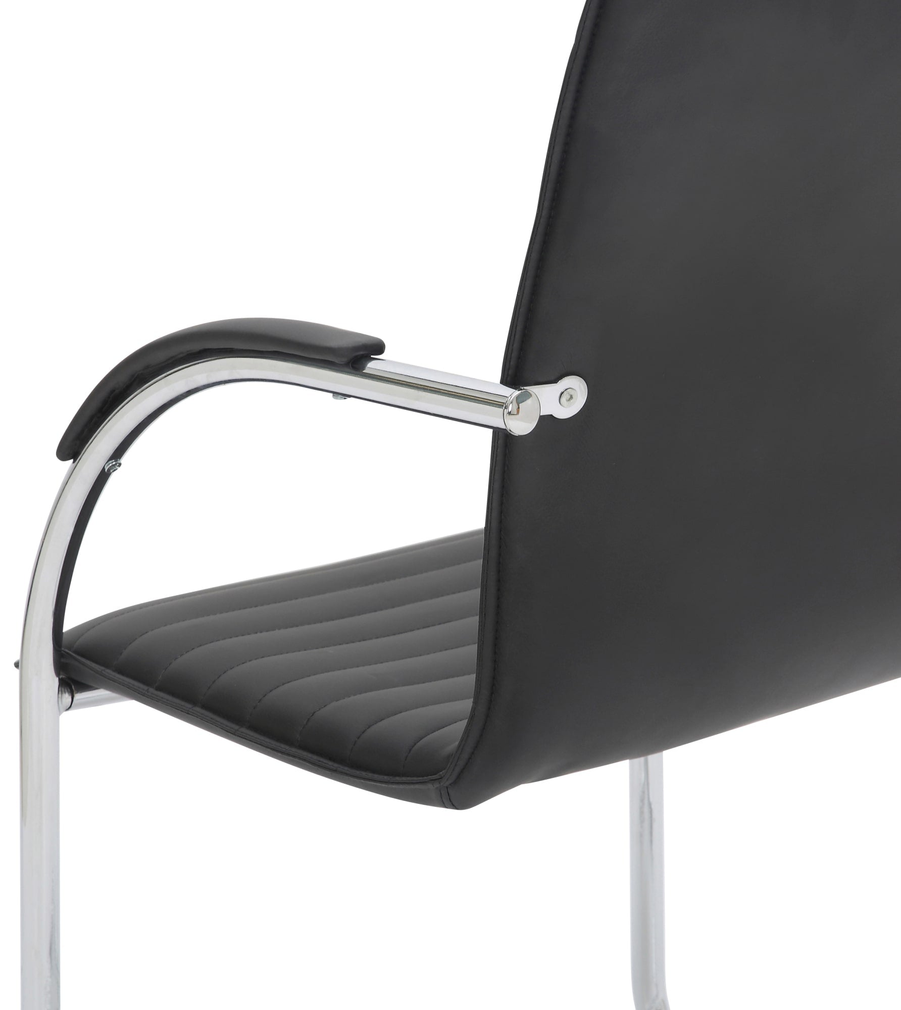 Set di 2 sedie visitatori Tira in pelle sintetica nera, design robusto e confortevole per ambienti moderni.