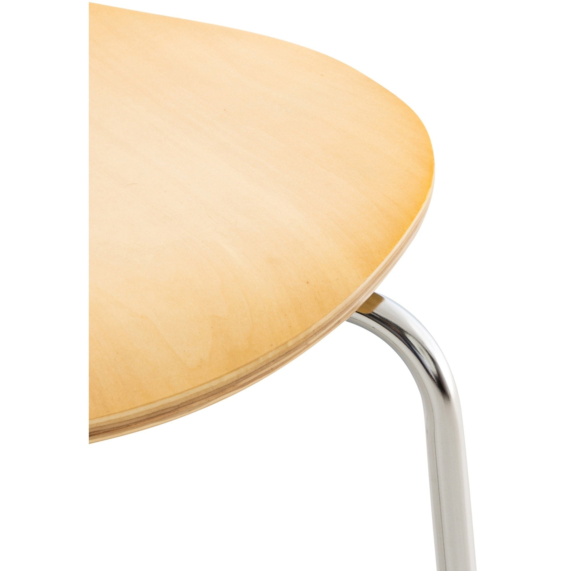 Set di 2 sedie impilabili Diego in legno naturale, ideali per riunioni e spazi comuni, design classico e versatile.