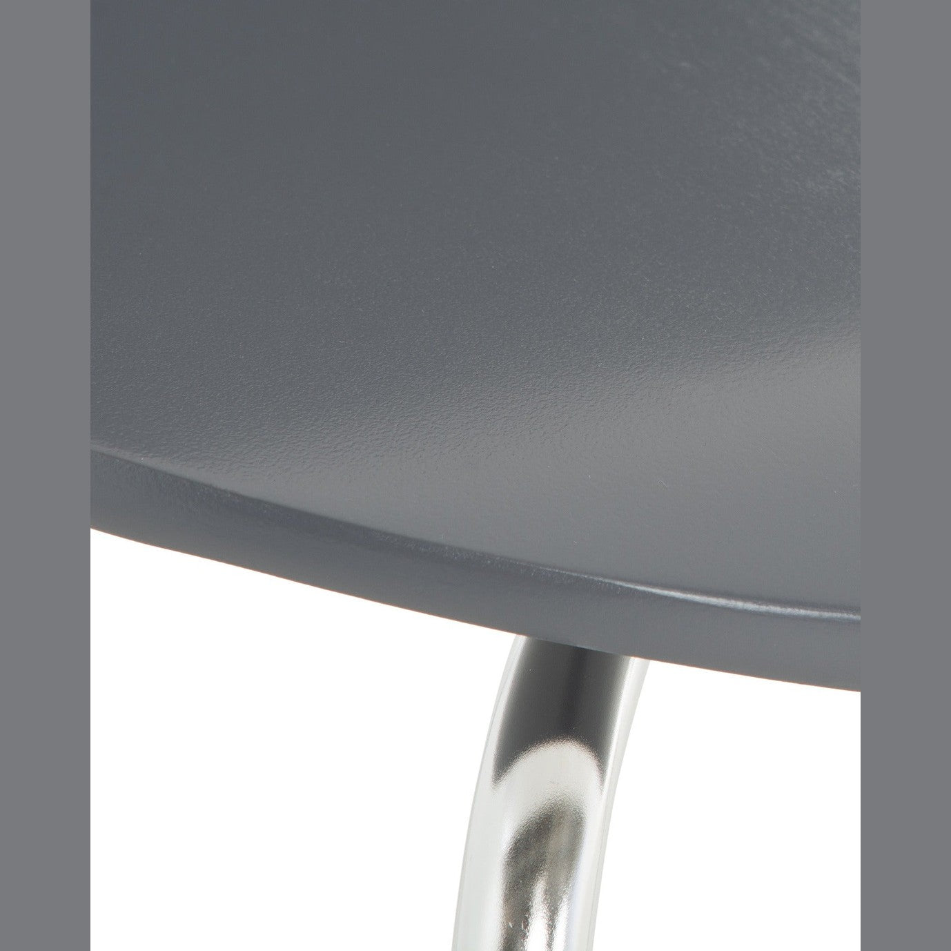 Set di 2 sedie da riunioni impilabili Diego in grigio, design classico ideale per uffici e spazi di lavoro.