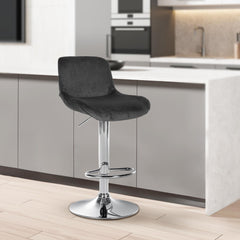 Set di 2 barhocker Solon in cromato e velluto nero, design moderno e comfort elevato per la tua casa.