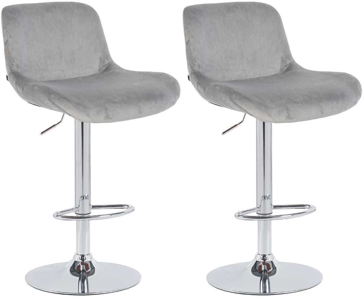 Set di 2 sgabelli da bar Solon in velluto grigio con struttura in finitura cromo, design moderno e comfort elevato.