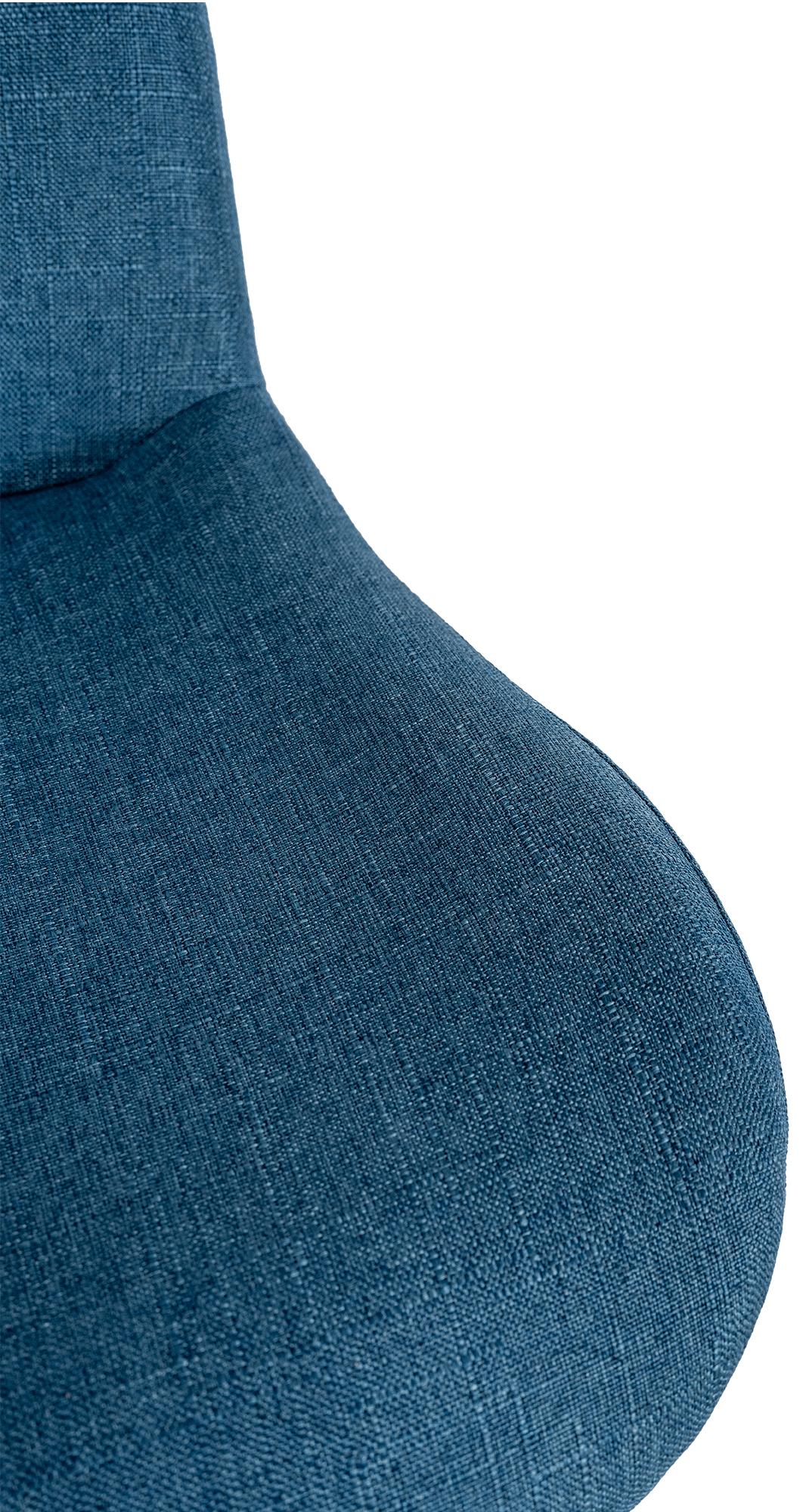 Set di 2 sgabelli da bar Solon neri con rivestimento blu, design moderno e comfort ottimale per la schiena.