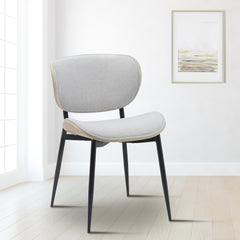 Set di 2 sedie Enid in tessuto natura e crema, design moderno e comfort elevato per il tuo soggiorno.