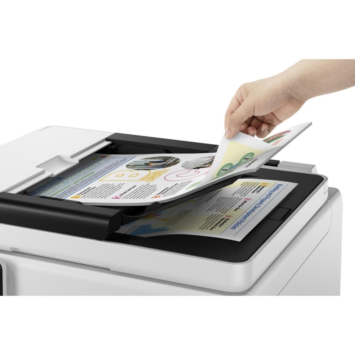 Inserimento di fogli nello scanner automatico della Canon 26690 - CANON 6880C006 per digitalizzazione