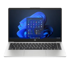 Computer HP 51757 - HP AD2E4ET con display acceso su Windows 11, tastiera nera e corpo argento, ideale per uso professionale e domestico.
