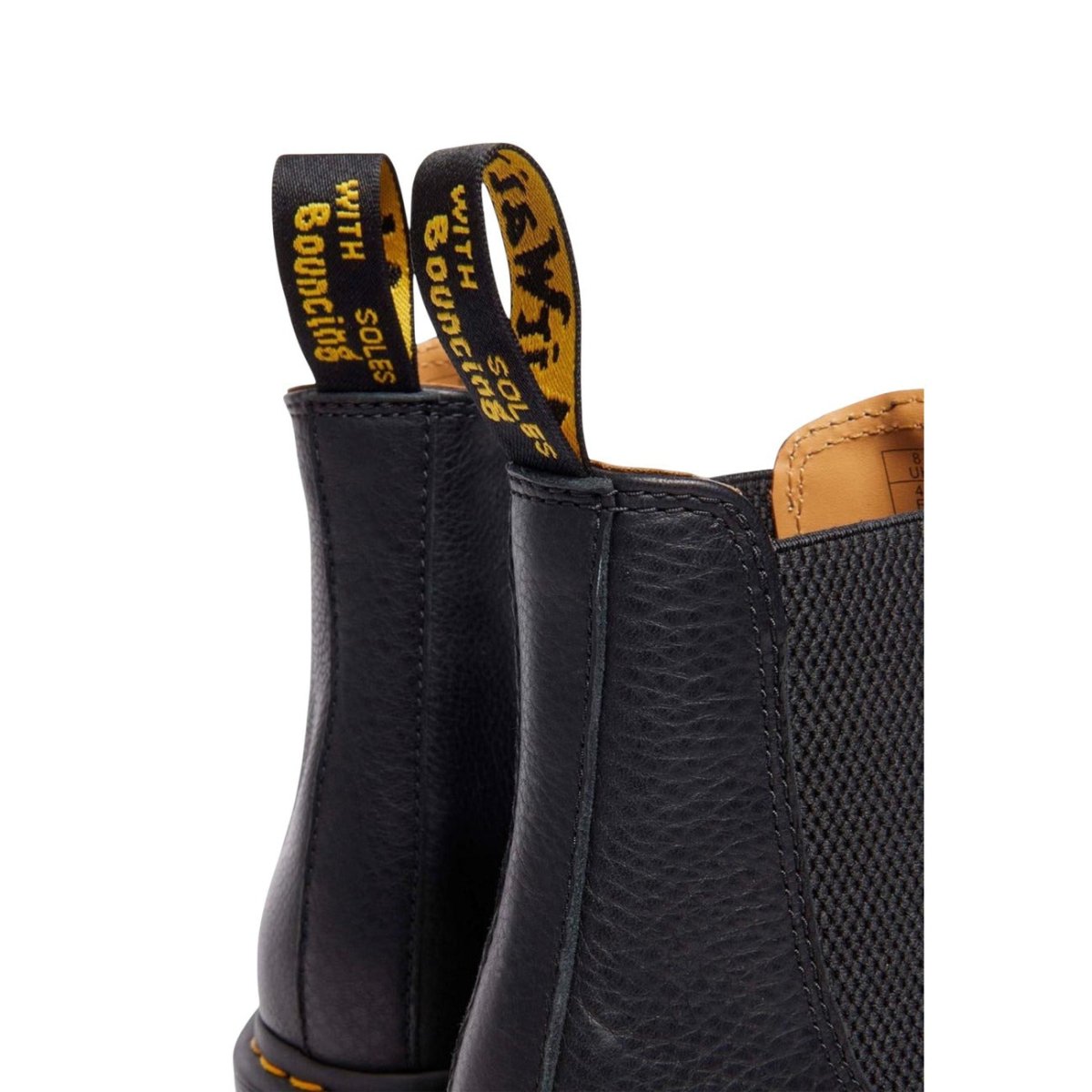 Dr. Martens Stivali Uomo - InfinityMarket - Brand_Dr. Martens - Category_Calzature - Color_Nero