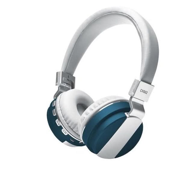 Wireless Bluetooth headset with card receiver functionality