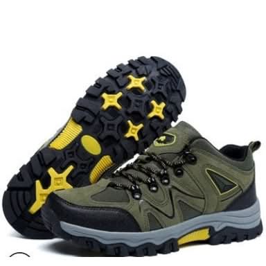 Waterproof low-cut hiking shoes with non-slip for trekking