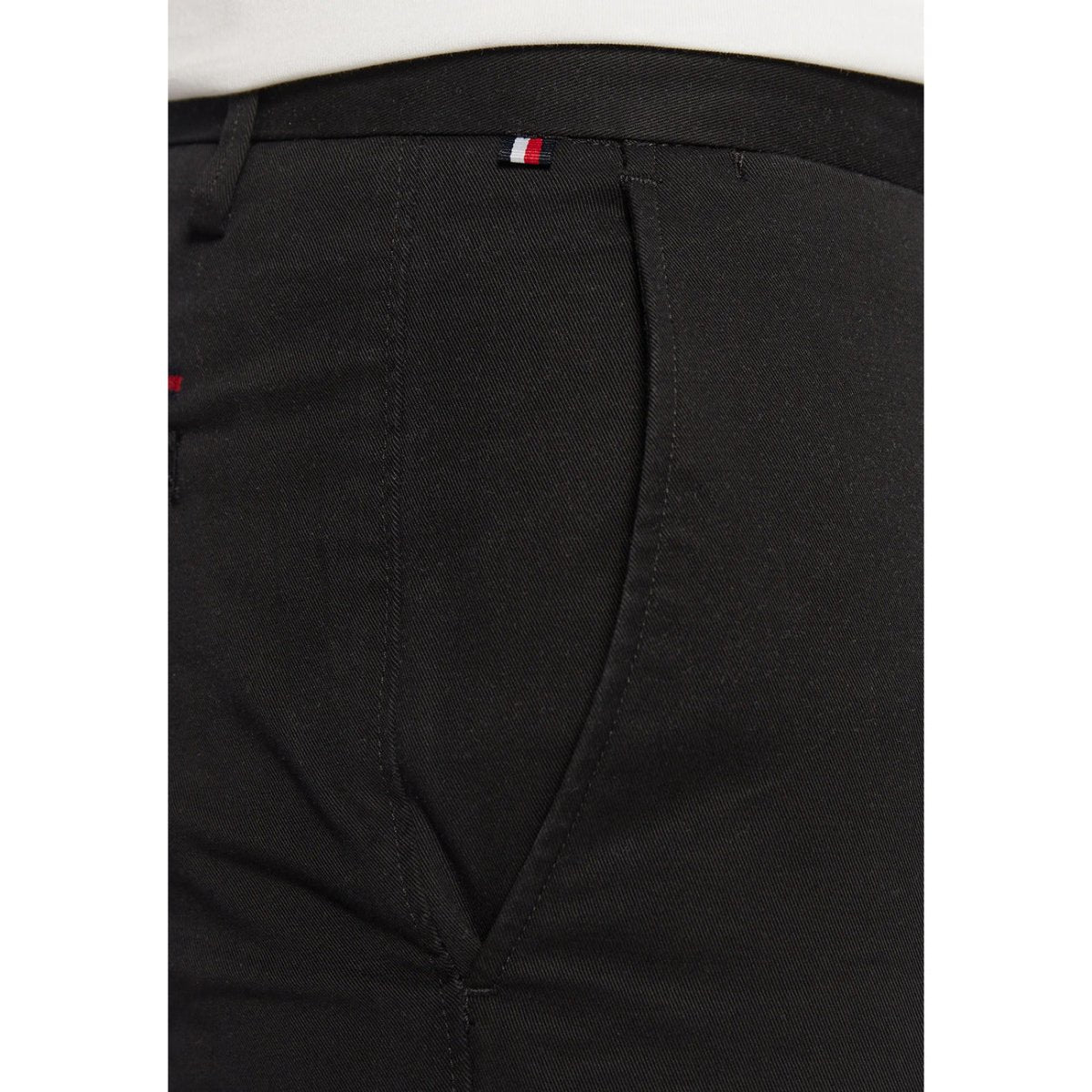 Tommy Hilfiger Pantaloni Uomo - InfinityMarket - Brand_Tommy Hilfiger - Category_Abbigliamento - Color_Nero